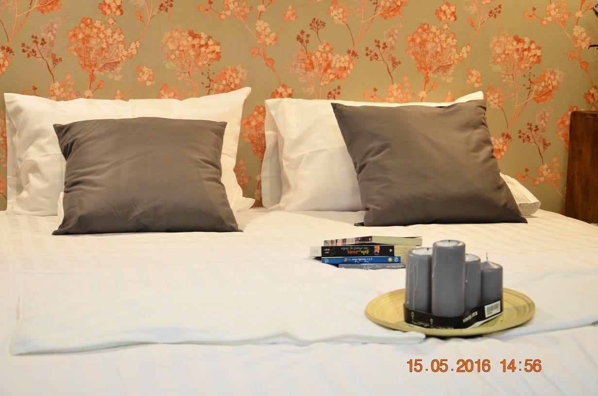 Goodfellas Thong Lo Hostel #Check In Time Needed# Бангкок Экстерьер фото